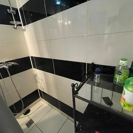 Athenee Cozy Studio With Self Check In *