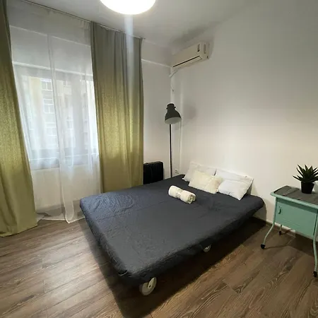 Athenee Cozy Studio With Self Check In *