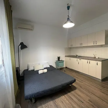 Athenee Cozy Studio With Self Check In * Бухарест